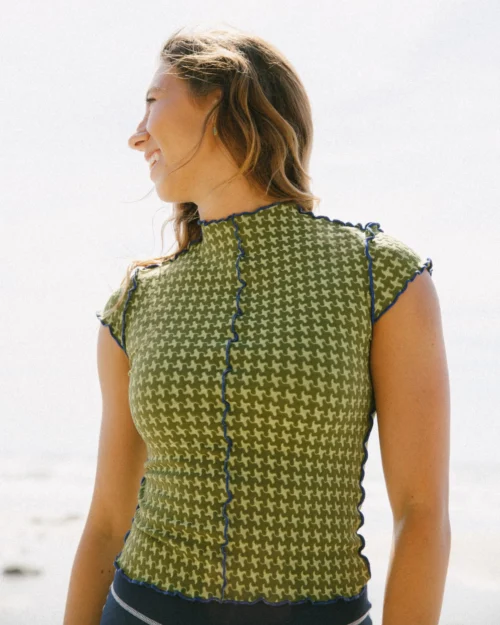 Leo Top - Shamrock -The Sea Wear Store AO25 Leo Top Shamrock 4x5 2 scaled