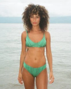 Phoebe Bikini Bottom - Coastal Rib -The Sea Wear Store Brasil FilmAmanda BobbyCoastalRib