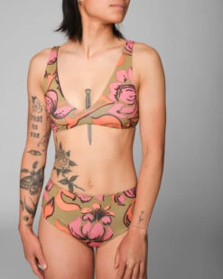 Brasilia Reversible Bikini Top - Freya -The Sea Wear Store Brasilia Freya Multicolor Black Floral Pattern Reversible Bikini Swim Suit Sun Protection 8