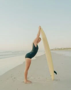 Lido One Piece - Black 24 Lido One Piece - Black -The Sea Wear Store Classic Black Lido LS 4X5 2