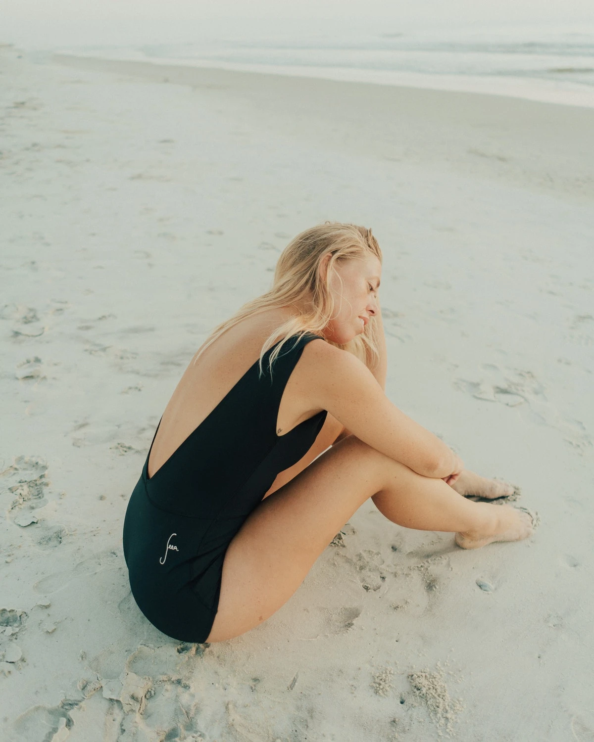 Lido One Piece - Black 13 Lido One Piece - Black - Image 11