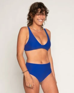 Brasilia Reversible Bikini Bottom - Mare -The Sea Wear Store SEEA AO21 Brasilia Bikini Mare 12 2e93af66 6121 4467 91dd a2813bef1152