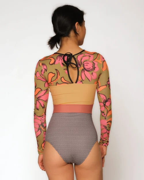 Hermosa One Piece - Freya 13 Hermosa One Piece - Freya -The Sea Wear Store SEEA Hermosa Surfsuit Freya 4X5 12