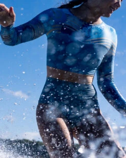 Hermosa One Piece - Seaflower -The Sea Wear Store SEEA Hermosa Surfsuit Seaflower Lifestyle 4X5 4