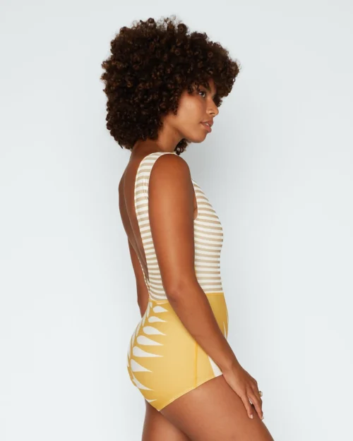 Lido One Piece - Gold Leaf -The Sea Wear Store SEEA Lido Onepiece Goldleaf 4X5 108