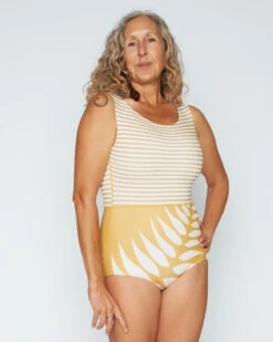 Lido One Piece - Gold Leaf -The Sea Wear Store SEEA Lido Onepiece Goldleaf 4X5 59