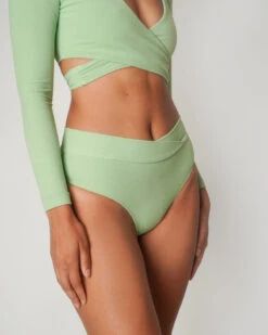 Mundaka Bikini Bottom - Edamame 20 Mundaka Bikini Bottom - Edamame -The Sea Wear Store SEEA Mundaka Bikini Edamame 4X5 2