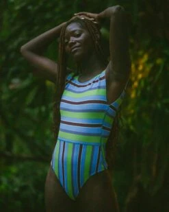 Pacific One Piece - Aqua Stripe 15 Pacific One Piece - Aqua Stripe -The Sea Wear Store SEEA Pacific OnePiece Aquastripe 4x5 2 aeb2042c 140f 4011 a3b3 02237b06a86b