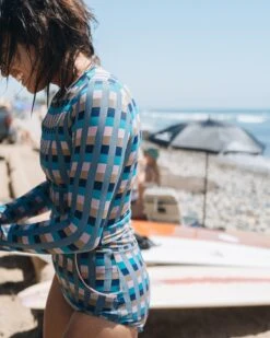 Palomar Crop Top Rashguard - Antibes -The Sea Wear Store SEEA Palomar Georgia Antibes LS 4X5 1