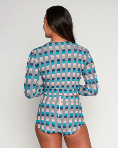 Palomar Crop Top Rashguard - Antibes 23 Palomar Crop Top Rashguard - Antibes -The Sea Wear Store SEEA Palomar Rashguard Antibes 4X5 12