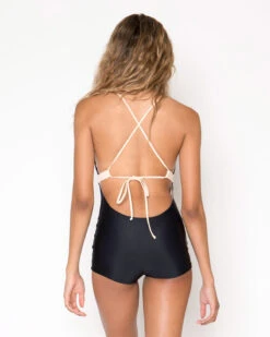 San-O One Piece - Black -The Sea Wear Store SEEA Sano Noir 40