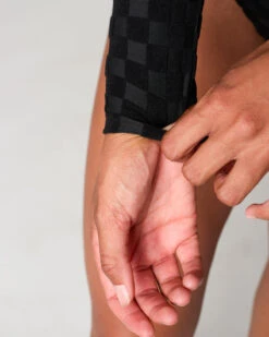 Valentina Surf Suit - Night Check -The Sea Wear Store SEEA Valentina Surfsuit Nightcheck 4X5 9