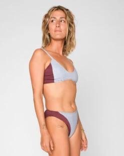 Vega Bikini Top - Sailor Stripe -The Sea Wear Store SEEA Vega Bikini Sailorstripe 4X5 5 6d9c1255 5fee 4470 9ef9 0ccd98f10084