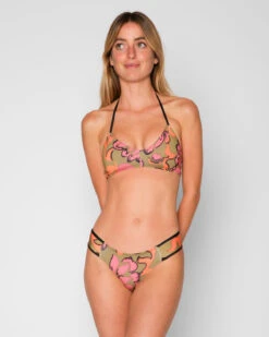 Zoe Bikini Bottom - Freya -The Sea Wear Store SEEA Zoe Bikini Freya 4X5 1 26cc58e2 d18a 48bd 9d02 5f7620950a18