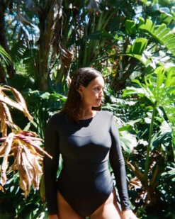 Hermosa One Piece - Black -The Sea Wear Store SP23 Hawaii MadisonPool 18