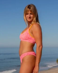Maggie Bikini Top - Pink Glow -The Sea Wear Store SU25 Maggie Top PinkGlow VP 05