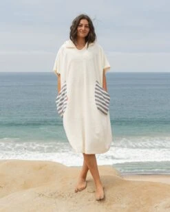 Luna Poncho - Ivory Terry -The Sea Wear Store SU25 Tia RockRib Madison Atonce Hannah 11 8674acb2 990a 486b a67c 73ce1371a388