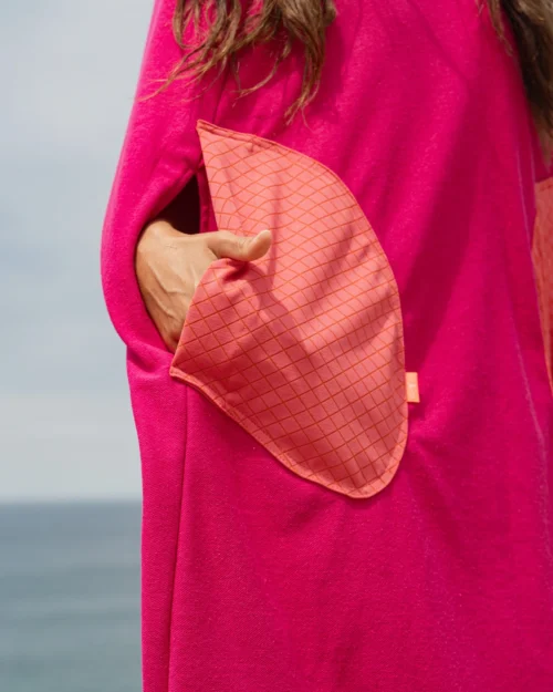 Changing Cape - Magenta