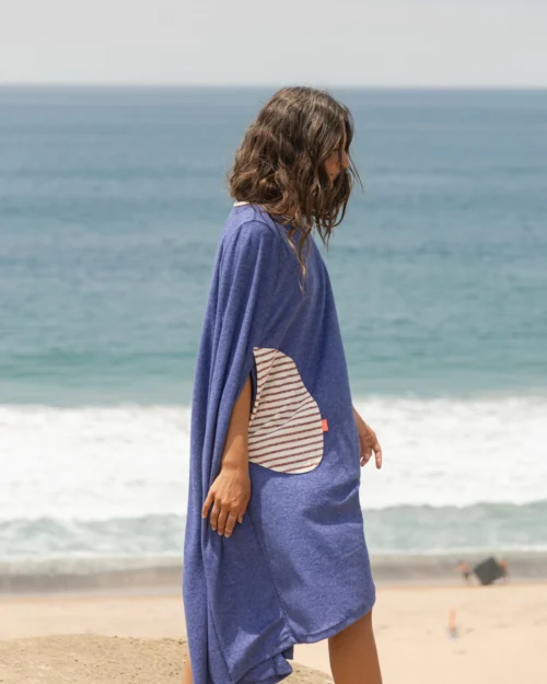 Changing Cape - Horizon Red -The Sea Wear Store SU25 Tia RockRib Madison Atonce Hannah 80 scaled